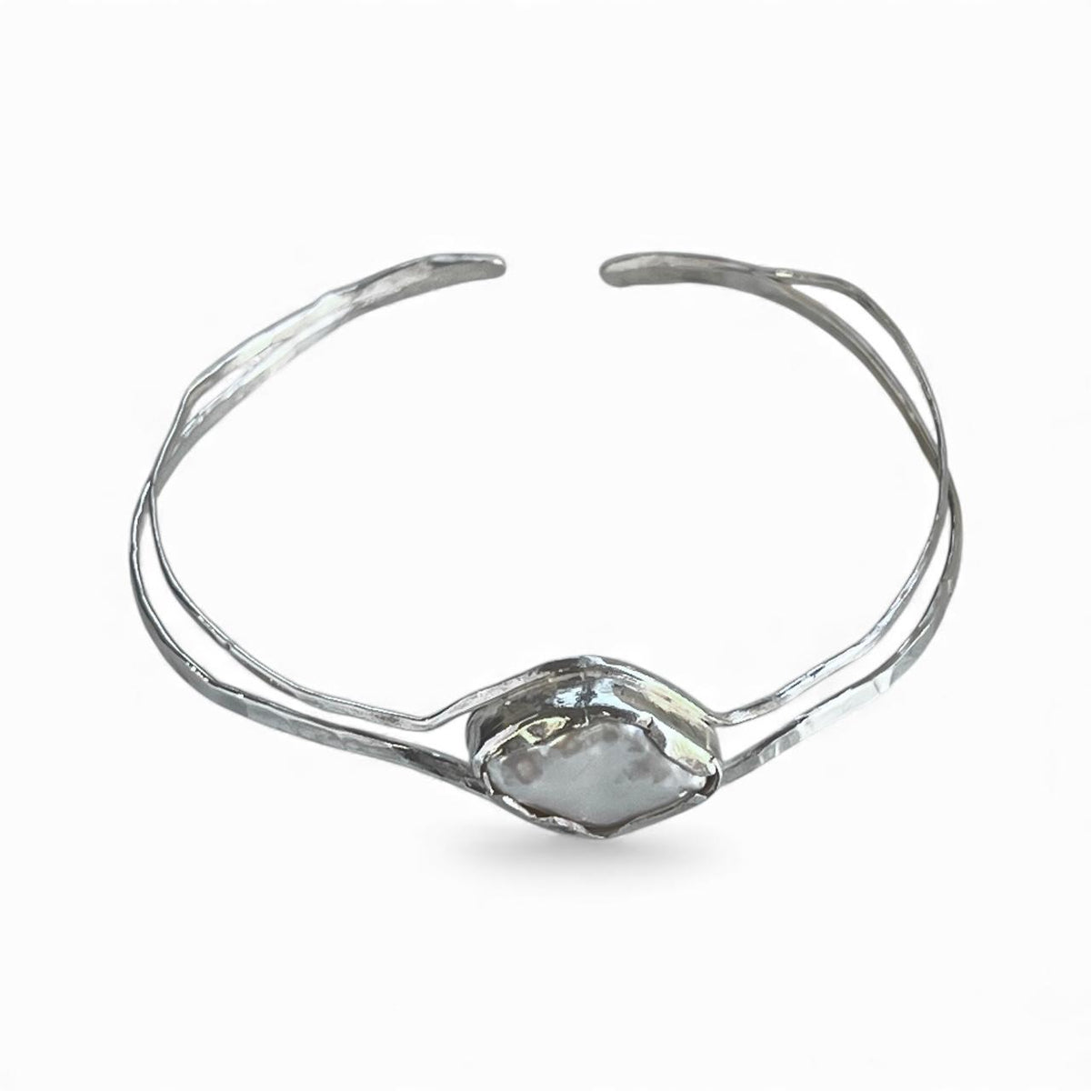 river-cuff-bracelet-925-sterling-silver-baroque-pearl.jpg